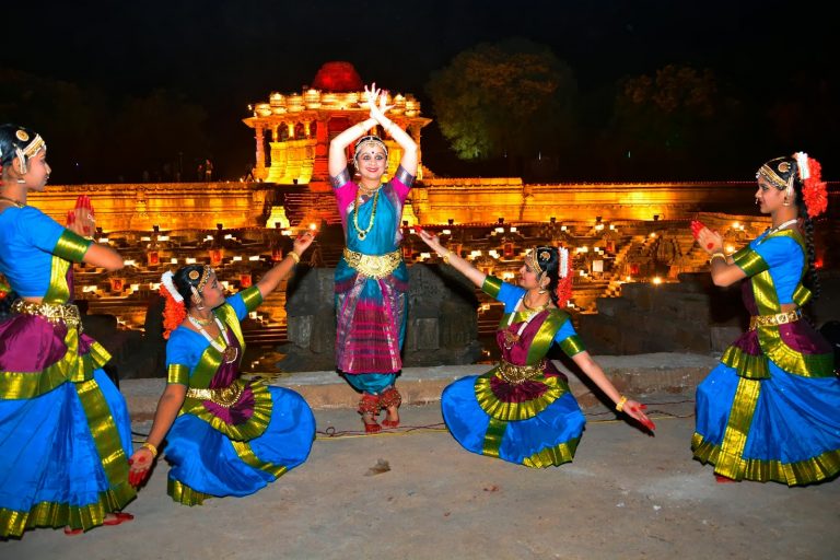 25 Most Famous Fairs And Festivals Of India To Explore In 2020